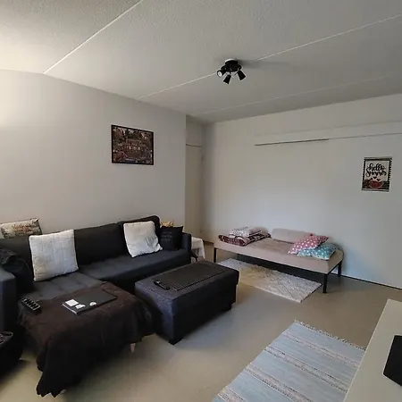 民宿 Parkstad Base 赫尔辛基